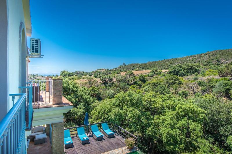 Foto 2aae1efd-dd2d-463f-9f47-6d3155ea59ee. Haus mit parking pool in Centro Estepona