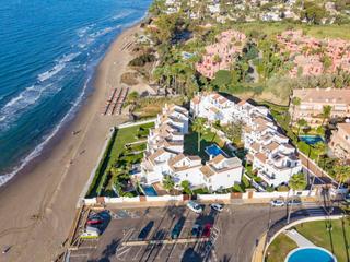 Casa adossada a El Rosario - Ricmar. Adosado de 3 dormitorios en primera línea de playa con jardín pr