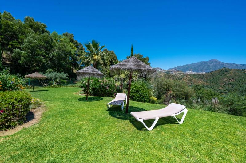 Foto 0ee66c6d-6f8d-42ad-890a-a71745d64c9d. Apartamento  de 3 dormitorios con vistas al mar y al golf en Benahavís