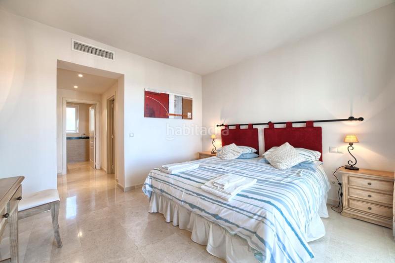 Foto 78eeb5bd-a3a8-4503-9d31-0eb20707fb5f. Apartamento  de 3 dormitorios con vistas al mar y al golf en Benahavís