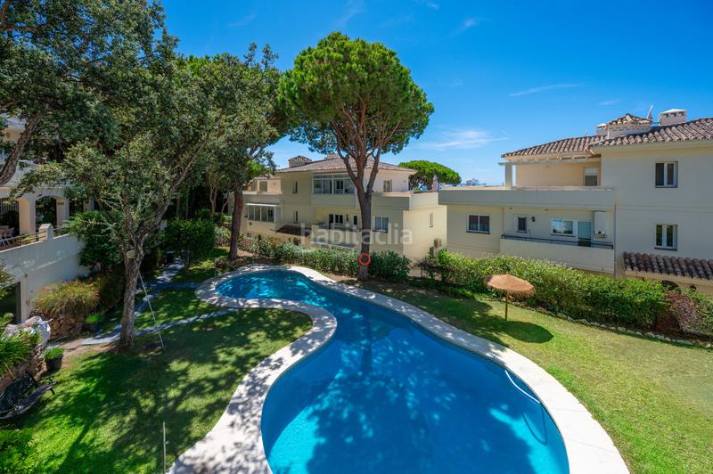 Foto 21a5af13-ceb0-4af6-ae09-9a1805849114. Apartamento luminoso apartamento de 2 dormitorios con vistas parciales al mar, a pocos pasos del golf y la playa de cabopino. en Marbella