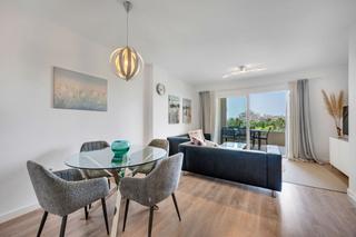 Location Appartement à Nueva Andalucía centro. Apartamento moderno de 3 dormitorios cerca de todas las comodida