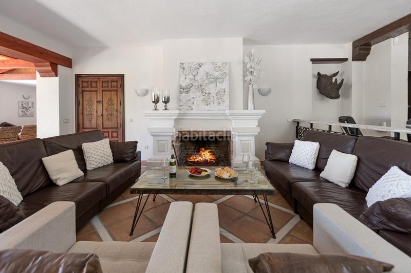 Foto 21efcb6f-c3d0-4388-a4b6-44d2b59226a3. Casa con parcheggio piscina in Los Naranjos Marbella