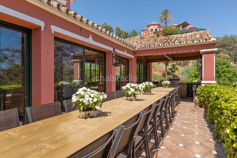 Foto df168a10-8c99-4bf3-80a4-9b87fc795079. Casa con parcheggio piscina in Los Naranjos Marbella