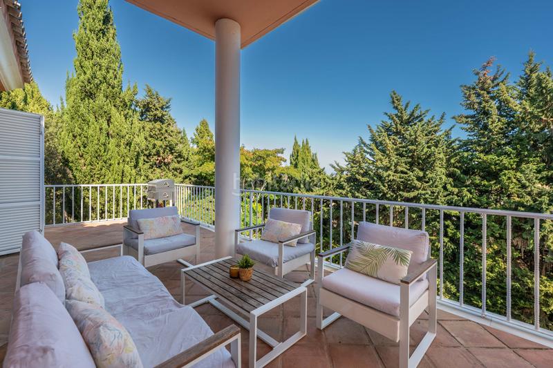 Foto 15a6a4f2-5c8d-4e92-9b52-100d354f25f7. Maison avec parking piscine dans Sotogrande costa Sotogrande