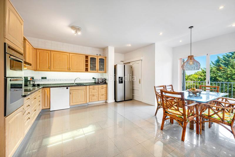 Foto 756c0483-11a9-42b8-9a22-2536c2b2ebe0. Maison avec parking piscine dans Sotogrande costa Sotogrande