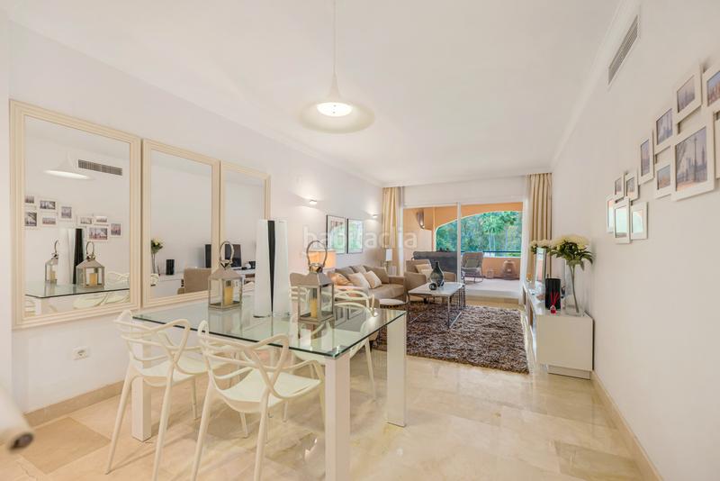 Foto 47e9d3a7-3d16-47a9-92c1-a3d658be0730. Piccolo appartamento con parcheggio piscina in Elviria Marbella