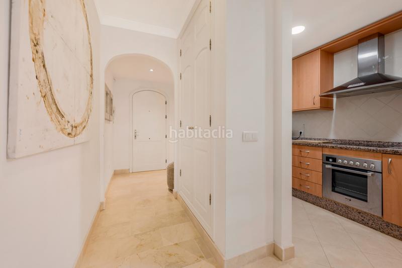 Foto 548e6381-96a1-4bc6-8be9-0ba484df7910. Piccolo appartamento con parcheggio piscina in Elviria Marbella