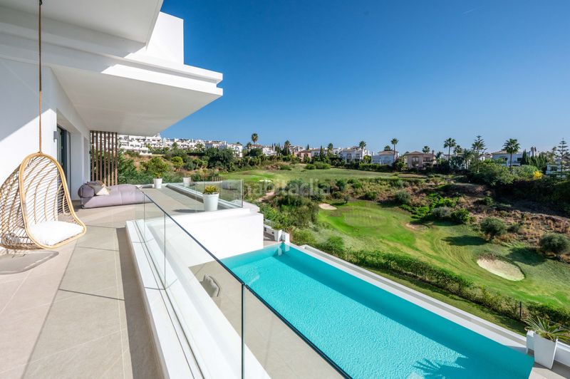 Foto aa3144b7-5f28-4572-bdd7-fd6db0f0a2db. Casa amb aparcament piscina a Centro Estepona