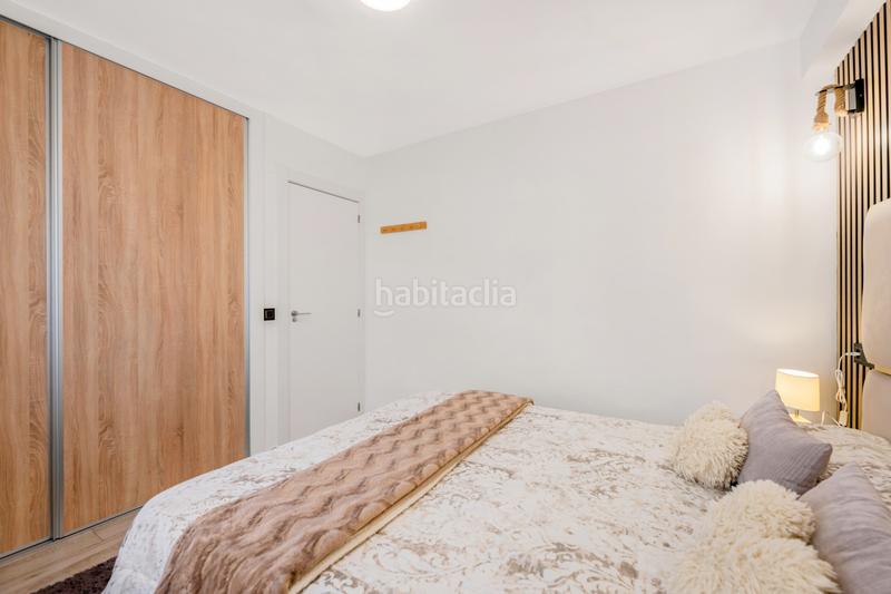 Foto 1fbc1275-5a65-4d73-abf6-cc8ff004d67d. Attico con parcheggio in Playa Bajadilla - Puertos Marbella