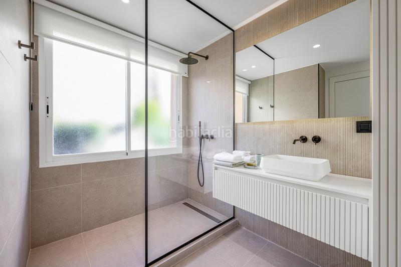 Foto 01681eea-47bb-4c36-aadb-9863abcdf716. Piccolo appartamento con parcheggio piscina in Los Naranjos Marbella