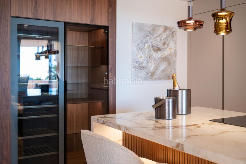 Foto 0616b949-1a16-48dd-8d8d-bb439422c0e7. Piccolo appartamento con parcheggio piscina in Los Naranjos Marbella