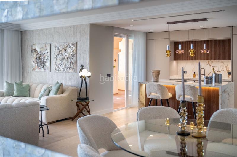 Foto 1ce43282-926d-4aba-a616-2e2615b1eaa4. Piccolo appartamento con parcheggio piscina in Los Naranjos Marbella