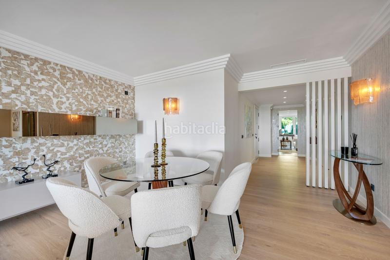 Foto 1db4ef85-b211-4161-b3e1-96403eb60a89. Piccolo appartamento con parcheggio piscina in Los Naranjos Marbella