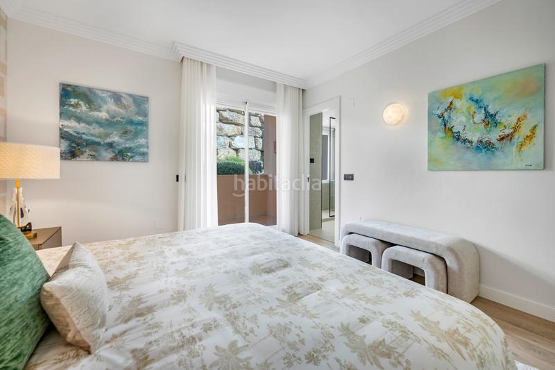 Foto 6ea26fdd-3bf1-46f4-b5ef-7b20ab892d4f. Piccolo appartamento con parcheggio piscina in Los Naranjos Marbella