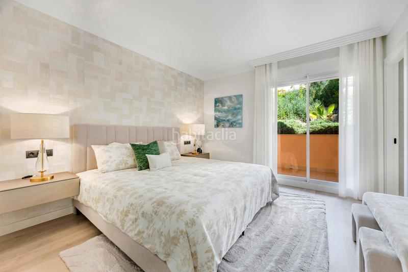 Foto b528bca8-54b9-4d58-a7ba-f9f7ab32803b. Piccolo appartamento con parcheggio piscina in Los Naranjos Marbella