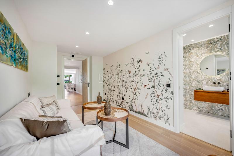 Foto e27744ca-3bdc-41b7-9d17-157cdc9912ea. Piccolo appartamento con parcheggio piscina in Los Naranjos Marbella