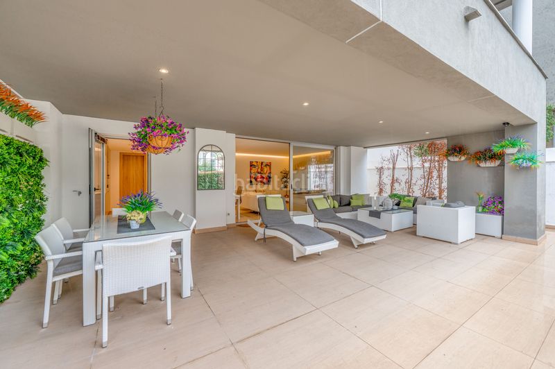 Foto df4ed54f-e53e-4081-ba30-76e0363f58db. Rez-de-chaussée dans acacias las 2 dans Nueva Andalucía centro Marbella