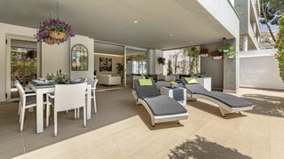 Planta baixa a Acacias las 2. Vida de lujo a pocos pasos de puerto banús con una rentabilidad