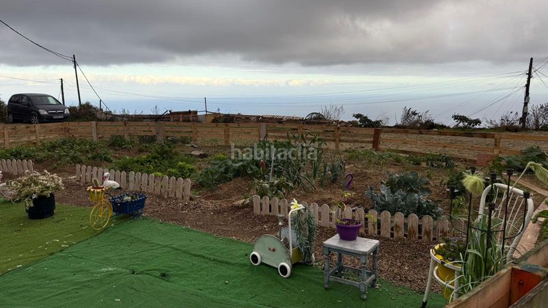 Foto dd1fbd5a-0f6b-486f-a6ef-1f447d23a882. Terreno residencial ?? finca urbana con cuevas habitables, vistas al mar y tranquilidad única – 1.057 m² en Fasnia