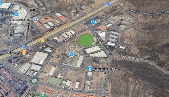 Foto 33d00b65-05c4-48f4-83fa-61a2ca8408b3. Area edificabile industriale in carretera 528 parcela de uso industrial y servicios, en - tenerife sur. in Adeje