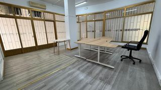 Miete Geschäftsraum in Avenida los playeros 10a. Local en alquiler en el centro comercial el cosmo 2, en los cris