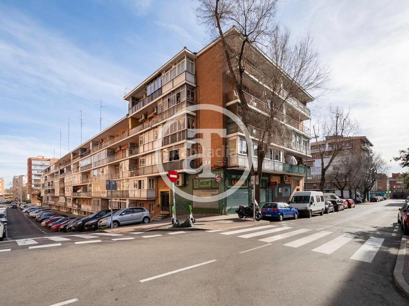 Foto ec845ed5-a0ef-4d99-9c08-21fb37a6f936. Lloguer pis a Pinar del Rey Madrid