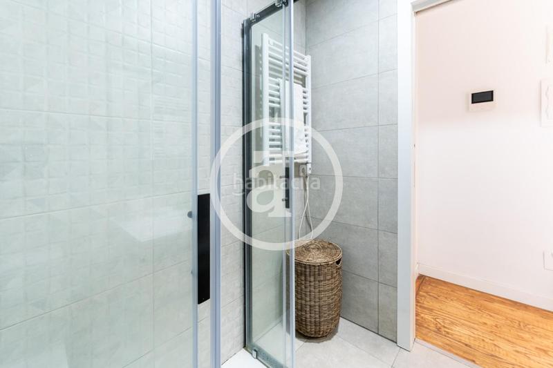 Foto 384c32a7-5992-4392-abd4-6db53699a794. Miete etagenwohnung mit heizung in Embajadores-Lavapiés Madrid