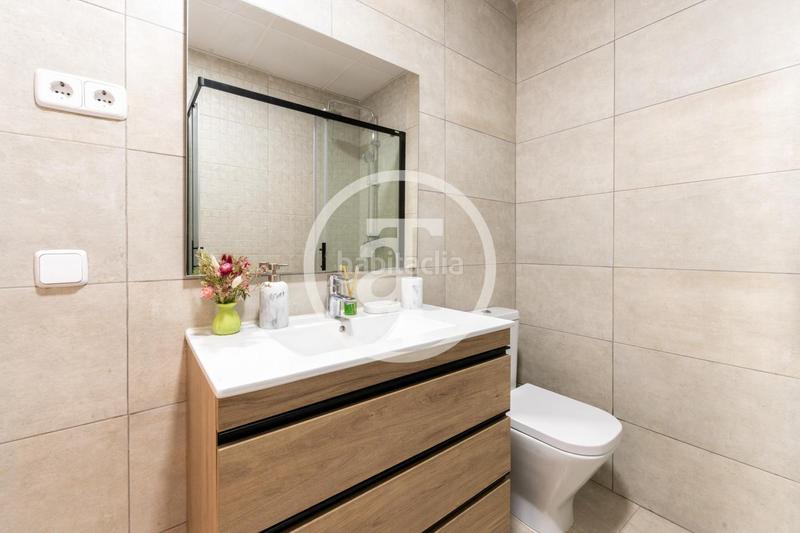 Foto 4df5e873-b0b3-4ae2-af11-f12bd61f3ef2. Miete etagenwohnung mit heizung in Embajadores-Lavapiés Madrid