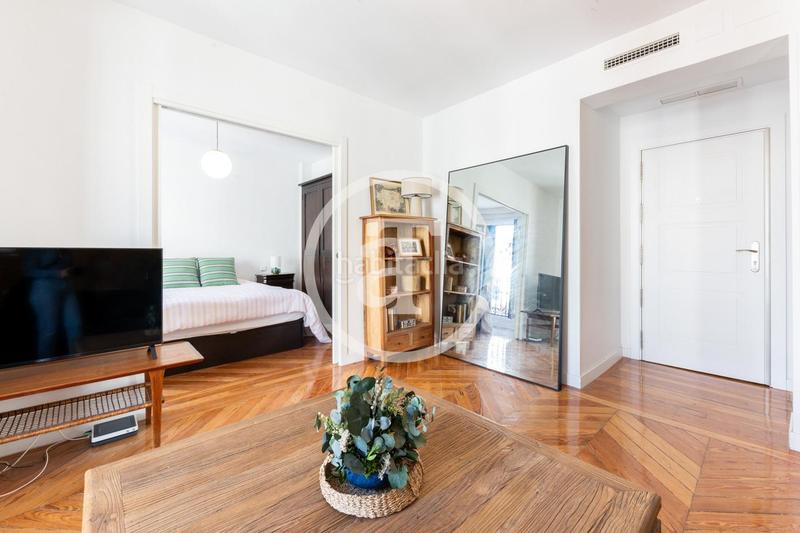 Foto a95b3a85-90c0-4e9c-b365-ba49c6d1b2b8. Miete etagenwohnung mit heizung in Embajadores-Lavapiés Madrid