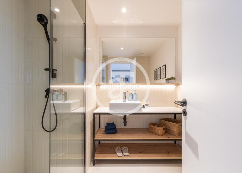 Foto 8f5b041d-17eb-41b5-8e72-55adc2cbf481. Miete studiowohnung mit heizung parking in Zona Industrial Alcobendas