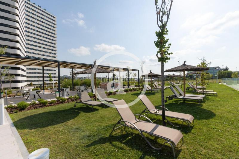 Foto 7b35e7e9-9427-4c09-af5b-136794f99a56. Location studio avec chauffage parking dans Zona Industrial Alcobendas