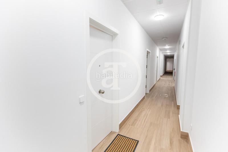 Foto 1b2c2297-4945-48fd-9732-c00f6a2d4a72. Rent studio with heating in Aluche Madrid