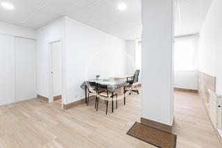 Rent Studio  Calle de san manuel. Estudio de alquiler temporal de 1 habitación y 1 baño en latina