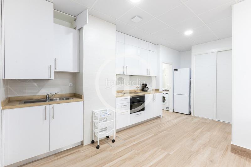 Foto 87af9e68-20e1-4758-b994-f37f3aa8d758. Rent studio with heating in Aluche Madrid