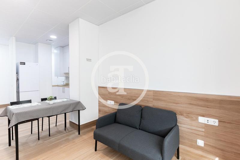 Foto a99cdf29-2b46-4eee-980d-80719e9ae6ac. Location appartement dans calle de san manuel 3 dans Madrid