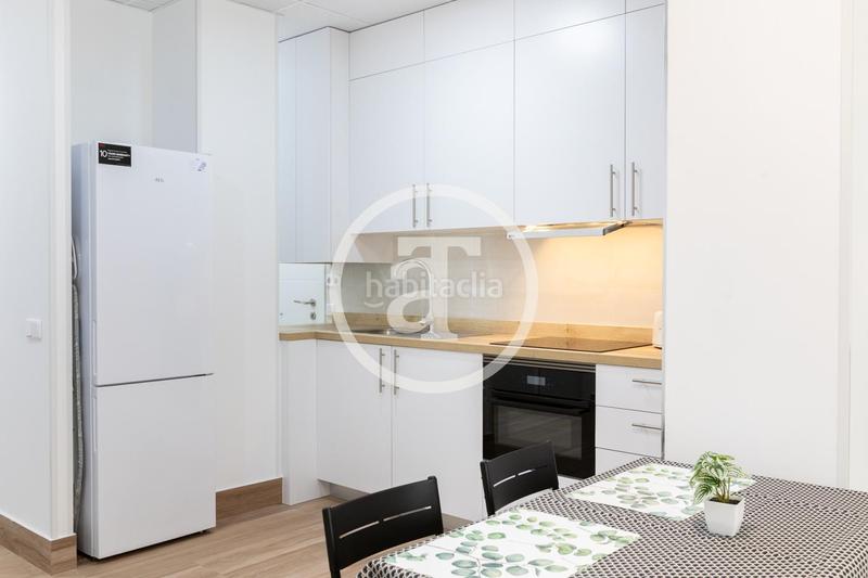 Foto e535cffe-4898-48dd-8b54-21b2d0d9100c. Miete etagenwohnung in calle de san manuel 3 in Aluche Madrid