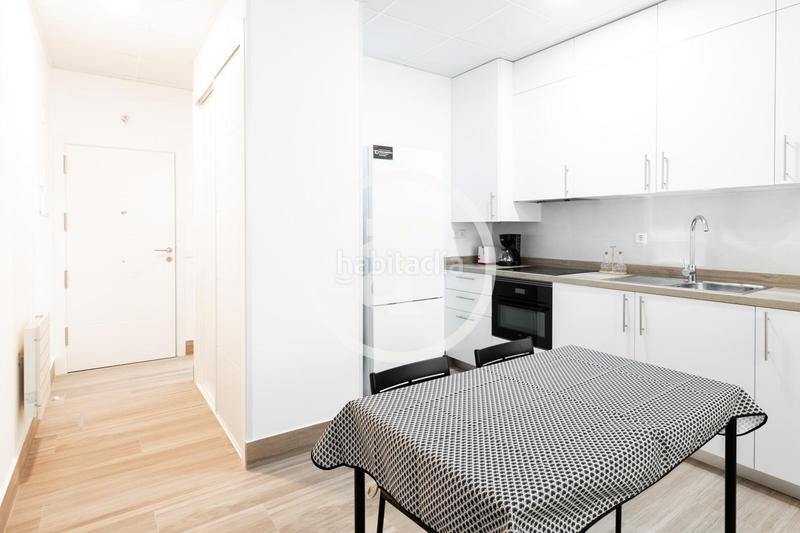 Foto b9c12dcf-e55a-419f-b325-09d2e64bd115. Affitto monolocale con riscaldamento in Aluche Madrid
