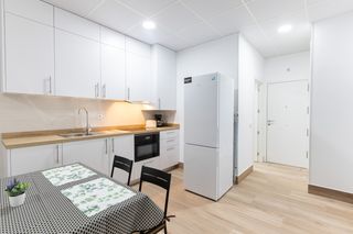 Rent Studio in Calle de san manuel 3. Estudio de alquiler temporal de 1 habitación y 1 baño en latina
