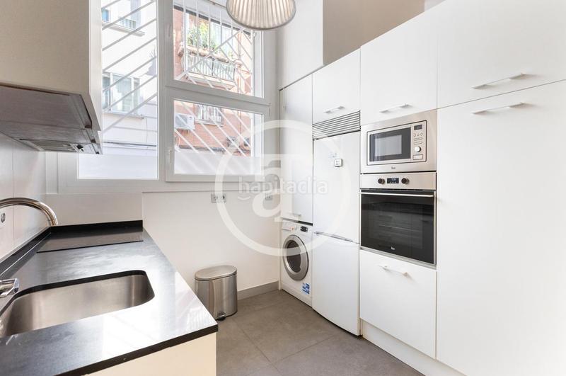 Foto bc1cf9d9-6599-40b6-ba63-747347c91d46. Miete etagenwohnung mit heizung in Pradolongo Madrid