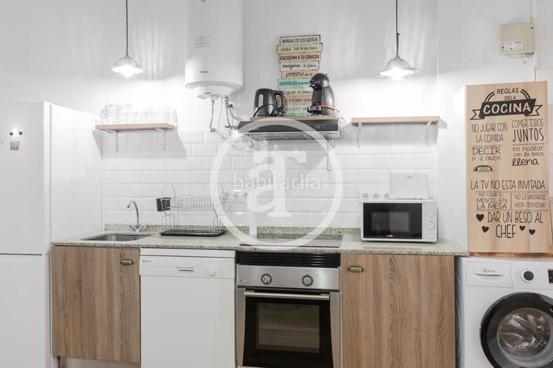 Foto 0b321102-ecd2-4198-a20e-bcf4b0648f06. Alquiler piso  de alquiler temporal de 4 habitaciones y 1 baño en moncloa en Madrid