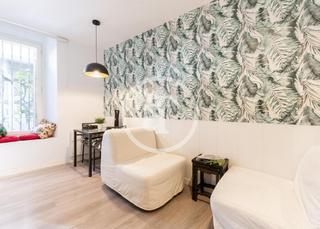 Rent Flat  Calle del gobernador. Piso de alquiler temporal de 1 habitación y 1 baño en el centro