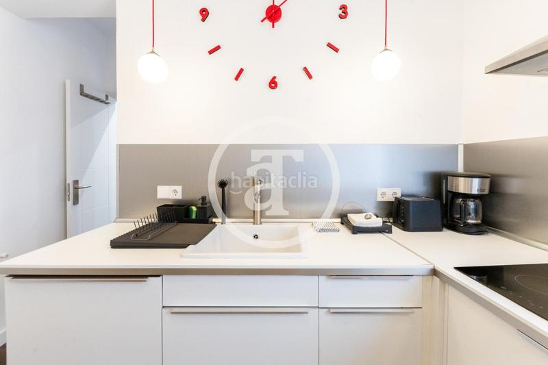 Foto d7165941-92af-45af-ba23-819dae9e4f8a. Alquiler piso  de alquiler temporal de 2 habitaciones y 1 baño en lavapiés en Madrid