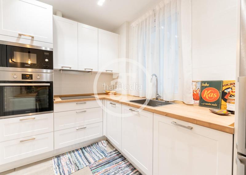 Foto b0794ae1-25d5-4ff7-9594-39be1f3f8470. Miete etagenwohnung mit heizung in Pacífico Madrid