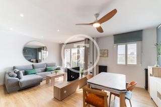 Lloguer Pis  Av del manzanares. Piso de alquiler temporal de 2 habitaciones y estudio con balcn
