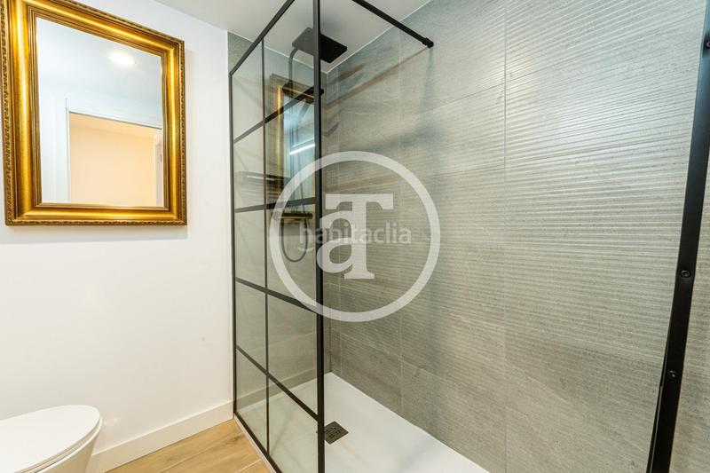 Foto c5e5e743-a190-4067-8059-e89aba614b7a. Affitto duplex con riscaldamento in Peñagrande Madrid