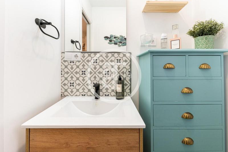 Foto 274e773a-f6be-4b6e-a946-299f7cb37ee0. Alquiler dúplex  de alquiler temporal de 1 habitación, con estudio y 1 baño en fuencarral en Madrid