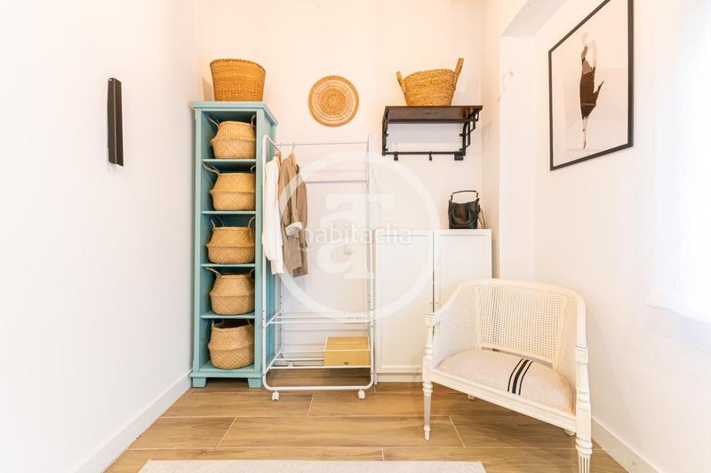 Foto 3e7f87b6-8554-44e7-84c8-728cb88ae8d7. Alquiler dúplex  de alquiler temporal de 1 habitación, con estudio y 1 baño en fuencarral en Madrid