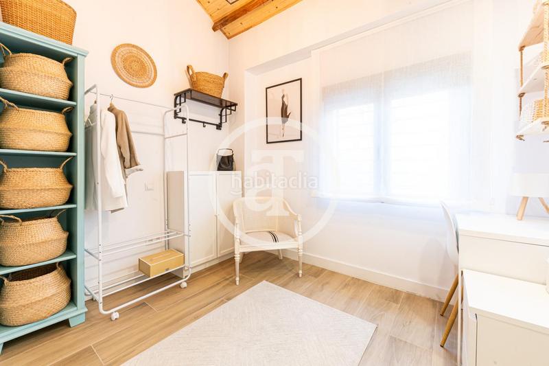 Foto 6c1a09de-57c1-42c5-9f22-72169f7ee87e. Alquiler dúplex  de alquiler temporal de 1 habitación, con estudio y 1 baño en fuencarral en Madrid