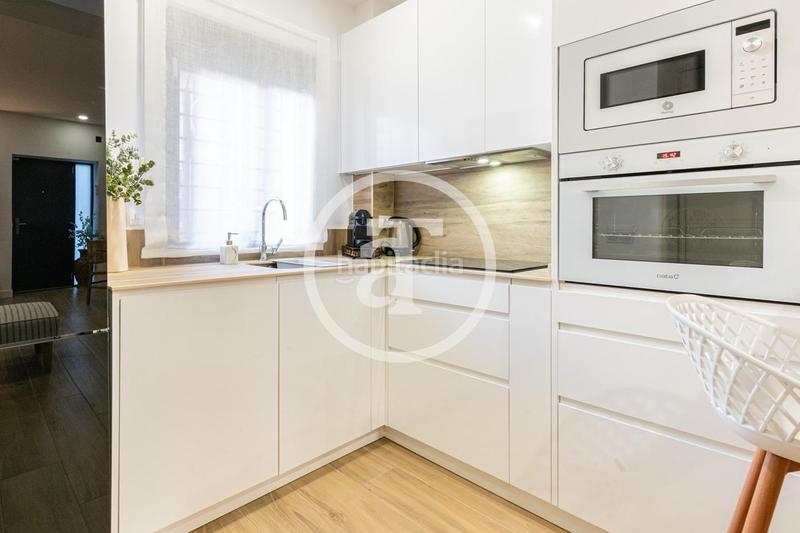 Foto 9a813baa-c579-4878-b20f-b95ebf662e16. Alquiler dúplex  de alquiler temporal de 1 habitación, con estudio y 1 baño en fuencarral en Madrid